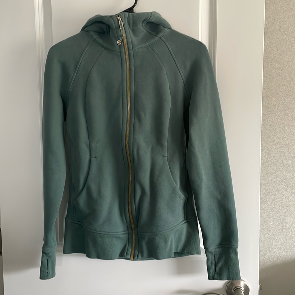 Lululemon Scuba